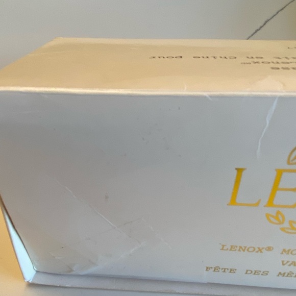 Lenox Mothers Day Vase Original Box Gold Rim Heart Charm Pink Bow Flowers 6.5” - Picture 7 of 10